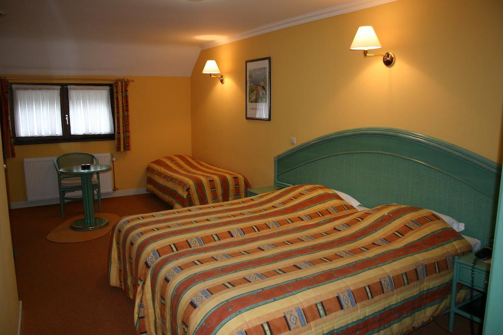 Hotel Le Relais De Pommard Francorchamps Zimmer foto